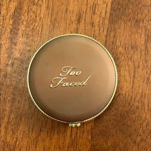 Too Faced Milk chocolate soleil bronzer